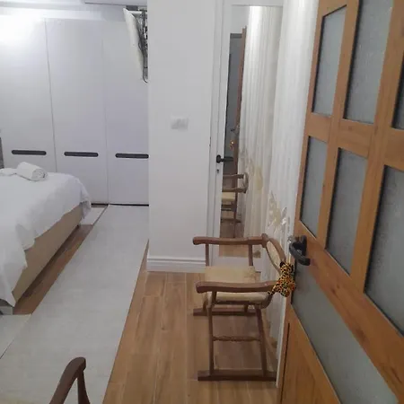 Nela's Share House * Shkodër